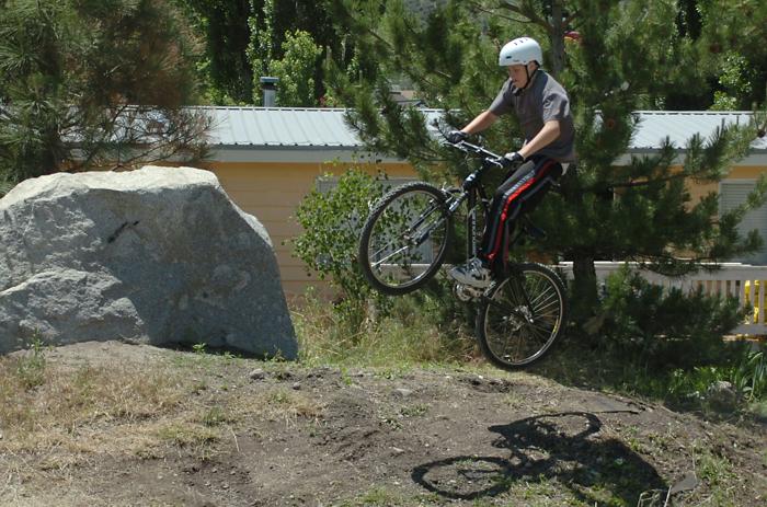Jumping my Mountain Bike - June 25, 2006