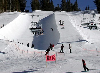 Andrew (lower right) at Mammoth Mountain Halfpipe - February 7, 2004